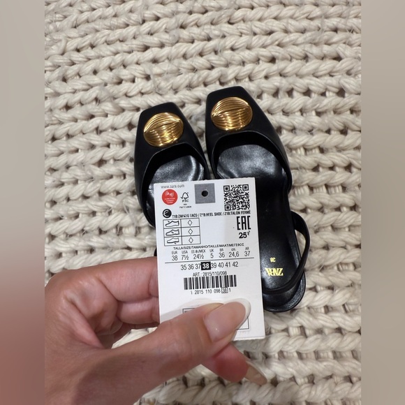 NEW ZARA limited edition Black and Gold Women's Loafers-Sandals size 38/7,5 us - Picture 13 of 17